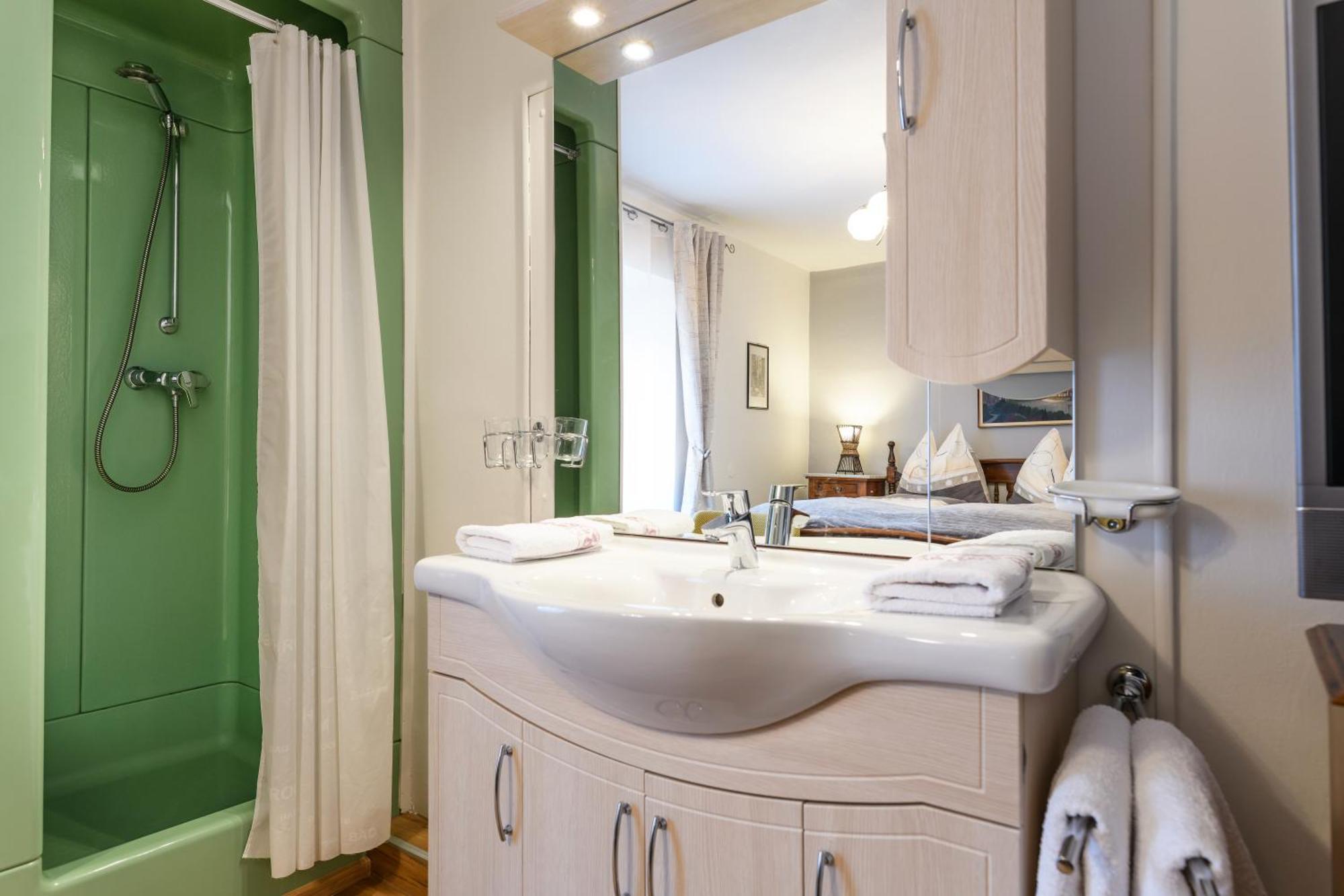 Hotel Austria บาดฮอฟกัสไตน์ ภายนอก รูปภาพ